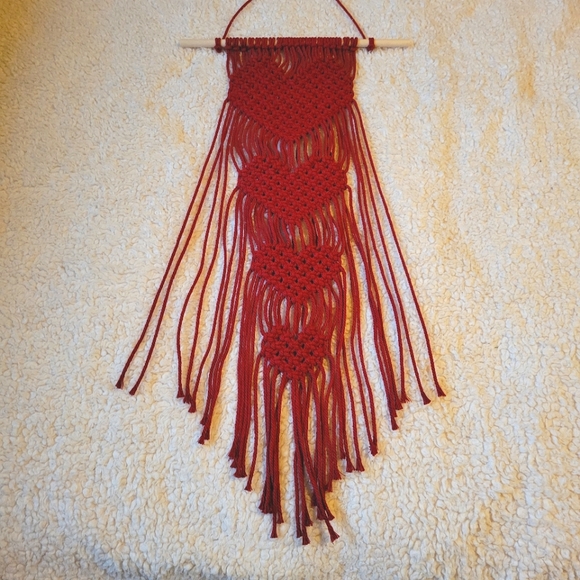 Macrame hanging wall decor red hearts hand-made - Picture 2 of 5